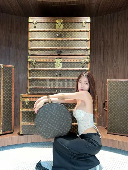 Airen, female escort in Hong Kong