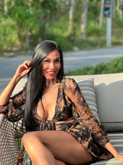 Amanda, female escort in Hong Kong