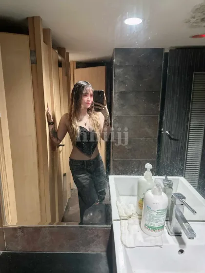Anita, female escort in Hong Kong