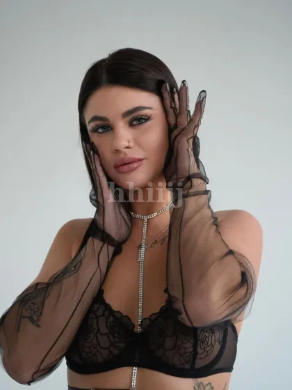 Belinda, female escort in Hong Kong