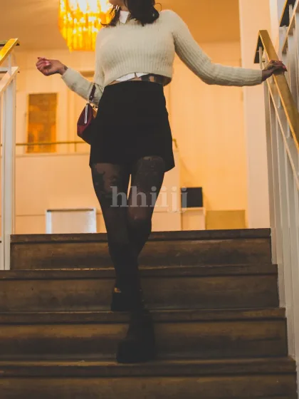 Cara, female escort in Hong Kong