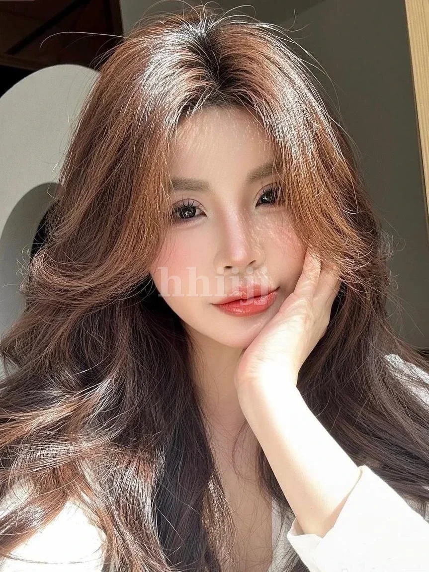 Chaeyeon, Hong Kong profile photo 6