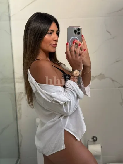 Daria, female escort in Hong Kong