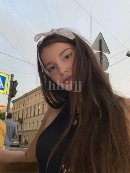 Dawn, female escort in Hong Kong