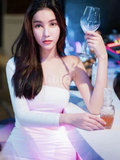 Dawon, female escort in Hong Kong