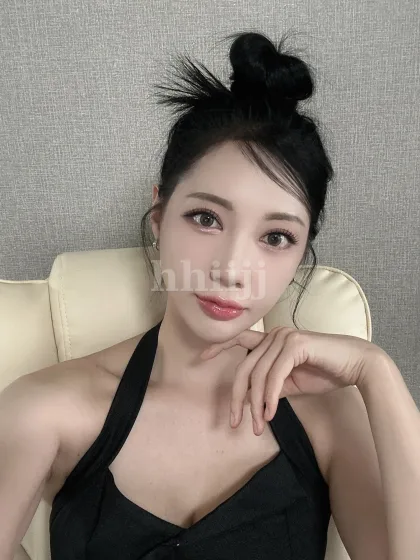 Geumhee, female escort in Hong Kong