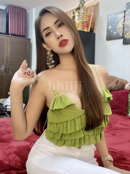 Hyunjin, female escort in Hong Kong
