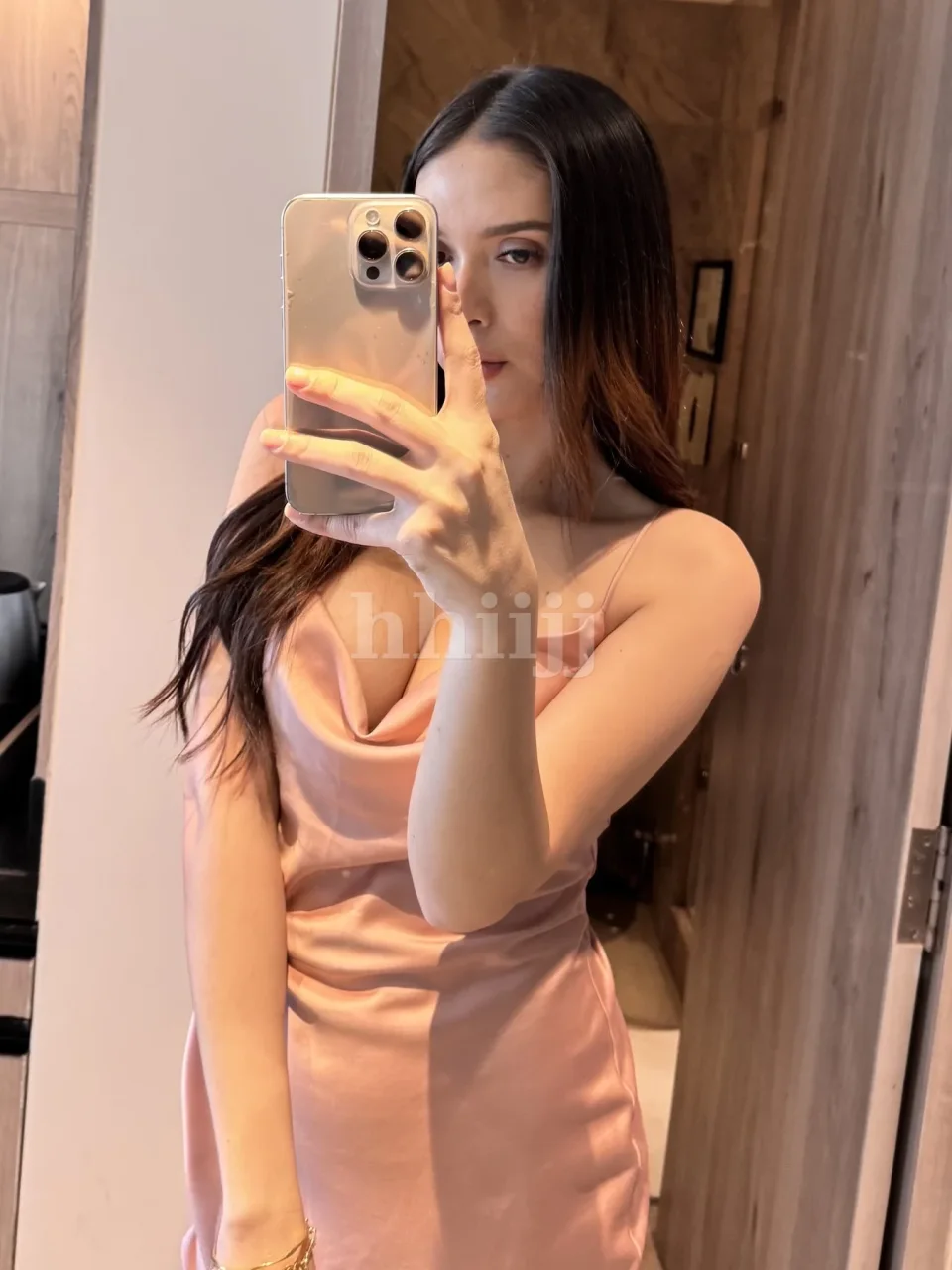 Intira, Hong Kong profile photo 14