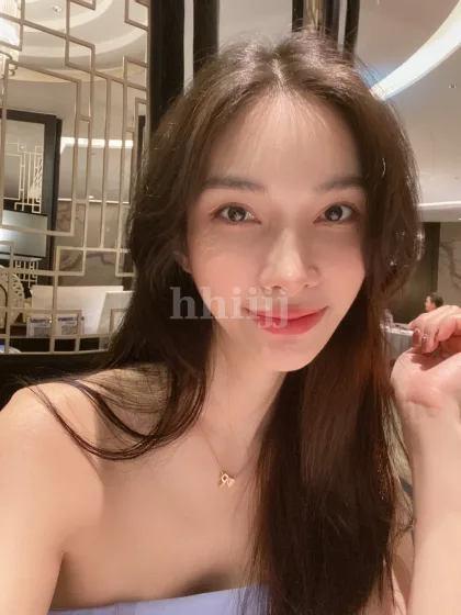 Itsuki, female escort in Hong Kong