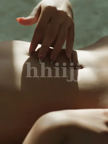 Jiahui, female escort in Hong Kong