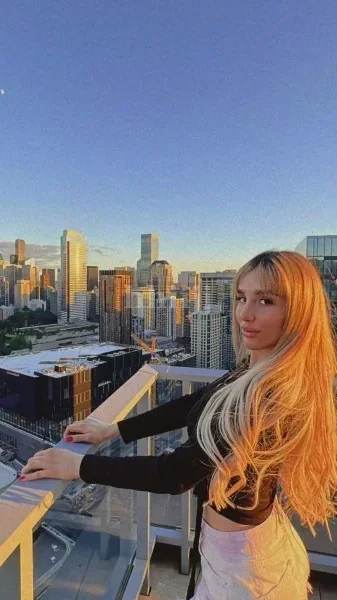 April, Hong Kong profile photo 16