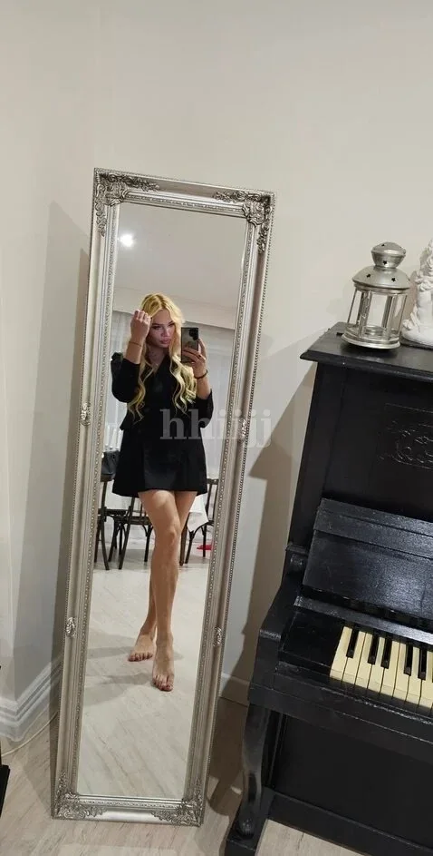 Ariana 2, Hong Kong profile photo 5