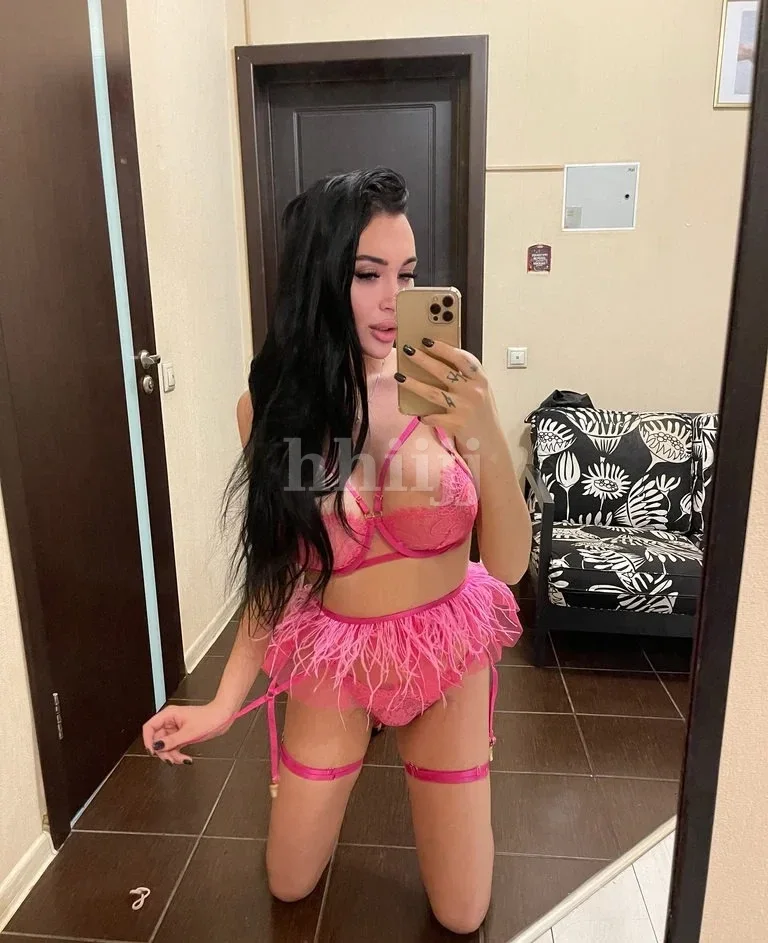 Darina 2, Hong Kong profile photo 10