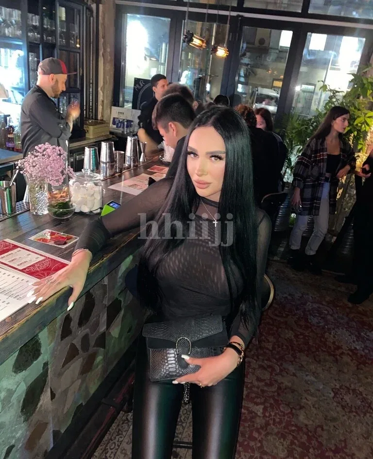 Darina 2, Hong Kong profile photo 19