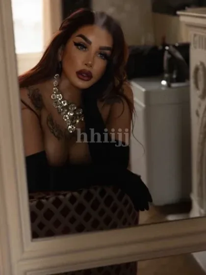Dulce 2, shemale escort in Hong Kong
