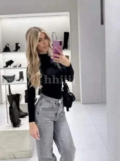 Ingrid 2, shemale escort in Hong Kong