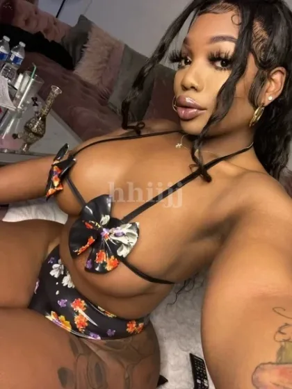 Jess, shemale escort in Hong Kong