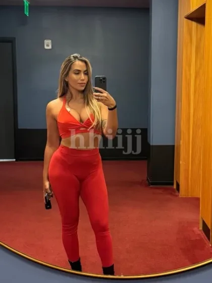 Macarena, shemale escort in Hong Kong
