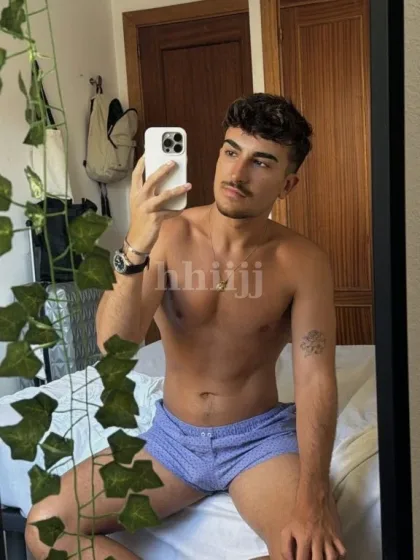 Anderson, male escort in Hong Kong