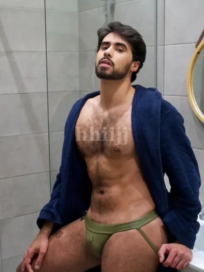 Antonio, male escort in Hong Kong