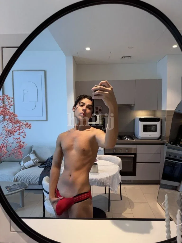 Artur, Hong Kong profile photo 16