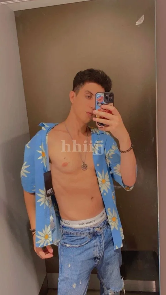 Brandon, Hong Kong profile photo 8