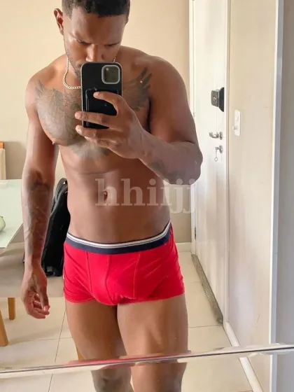 Caio, male escort in Hong Kong