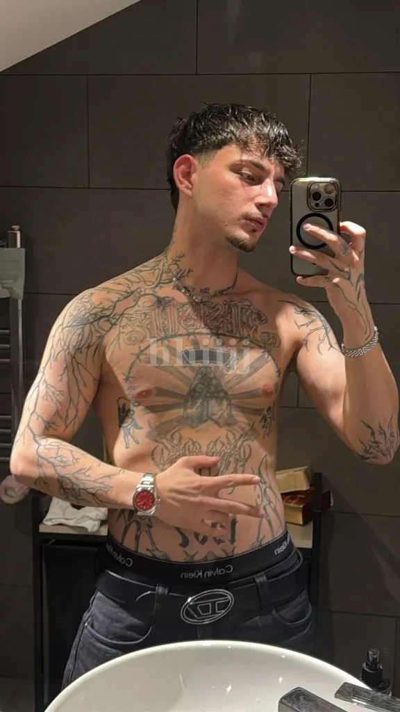 Cem, Hong Kong profile photo 10