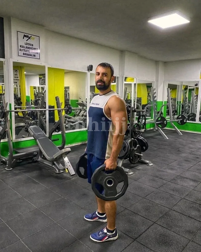 Ferhat, Hong Kong profile photo 2