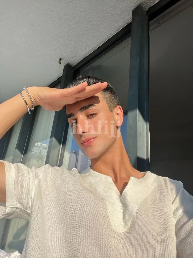 Ivan, Hong Kong profile photo 24