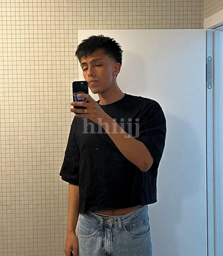 Lorenz, Hong Kong profile photo 8