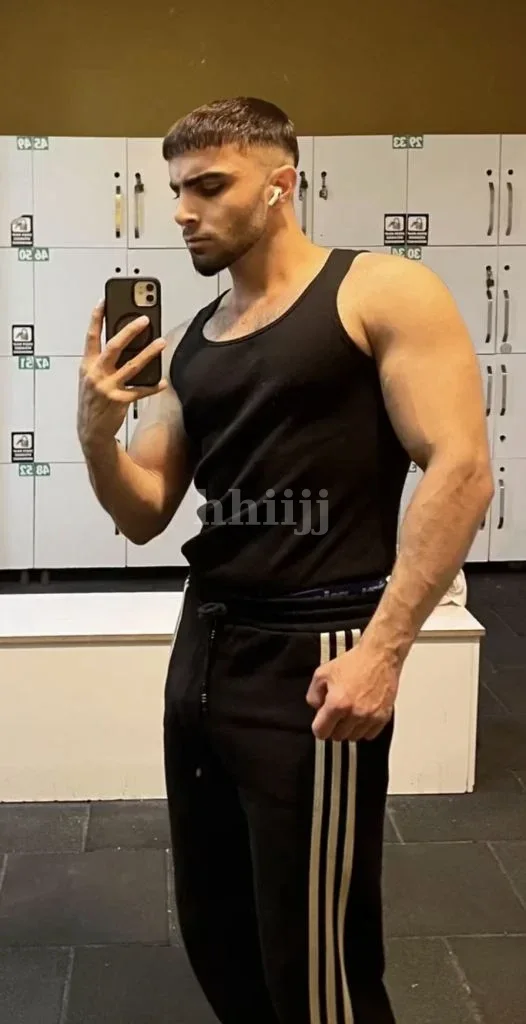 Tarkan, Hong Kong profile photo 4