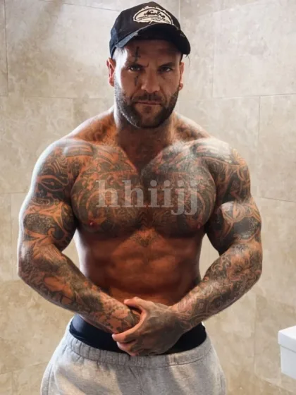 Titan, male escort in Hong Kong