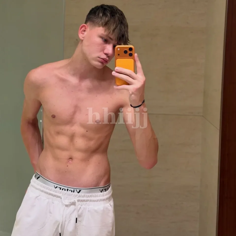 Tyler, Hong Kong profile photo 10