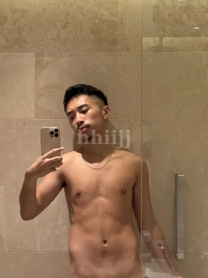 Tyson, male escort in Hong Kong