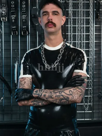 Upton, male escort in Hong Kong