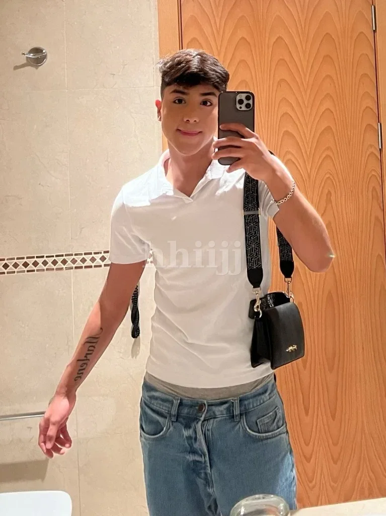 Valentino, Hong Kong profile photo 15