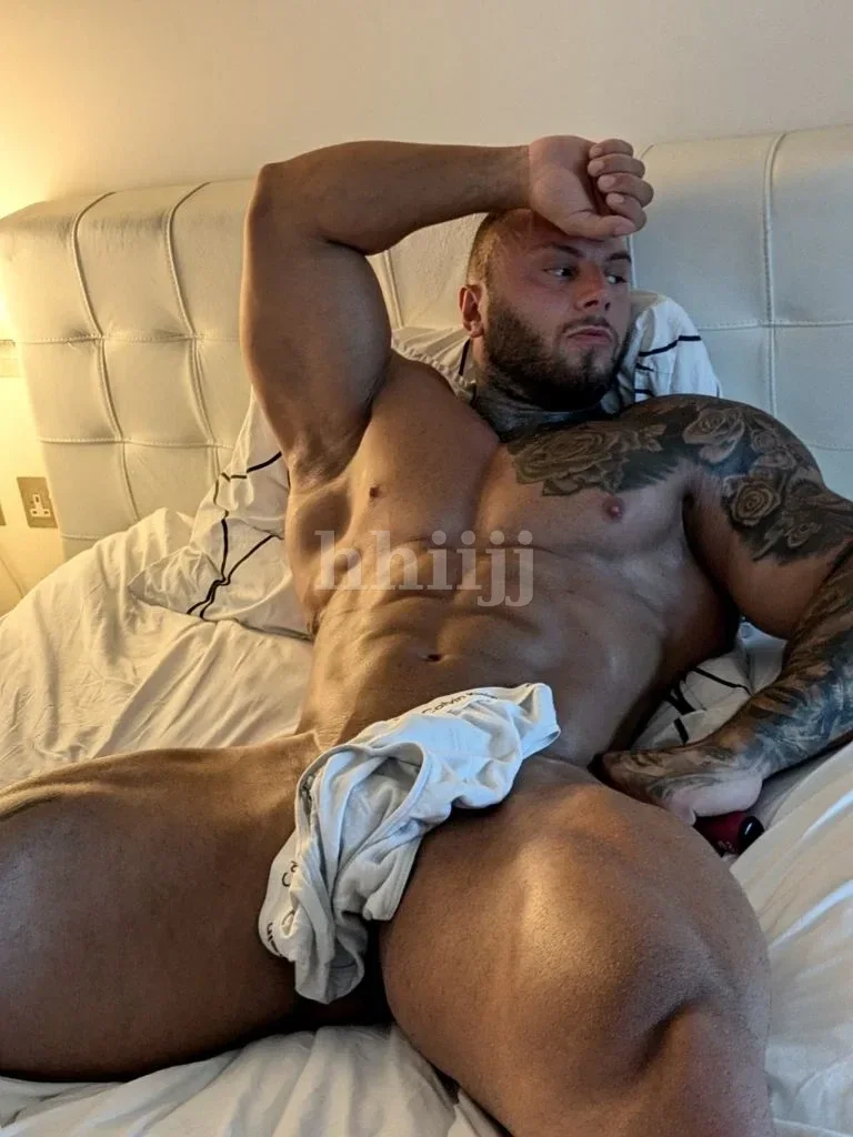 Vaughn, Hong Kong profile photo 11