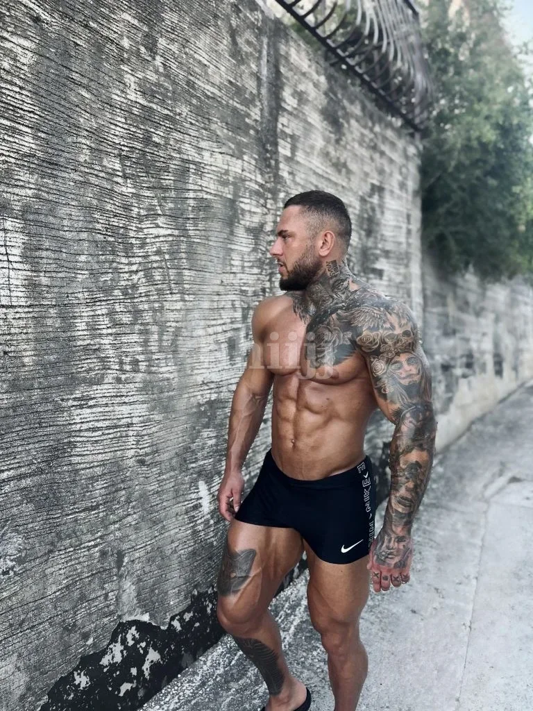 Vaughn, Hong Kong profile photo 15