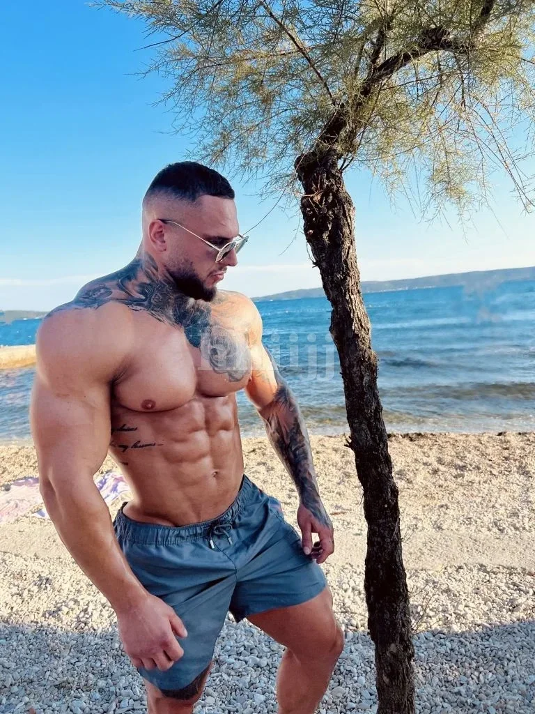 Vaughn, Hong Kong profile photo 20