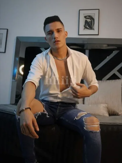 Vicente, male escort in Hong Kong