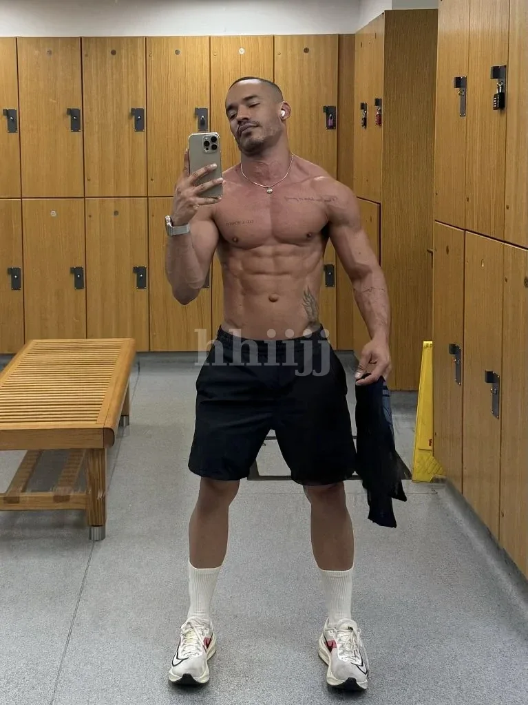 Vidal, Hong Kong profile photo 52