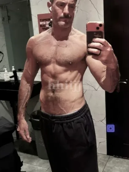 William, male escort in Hong Kong