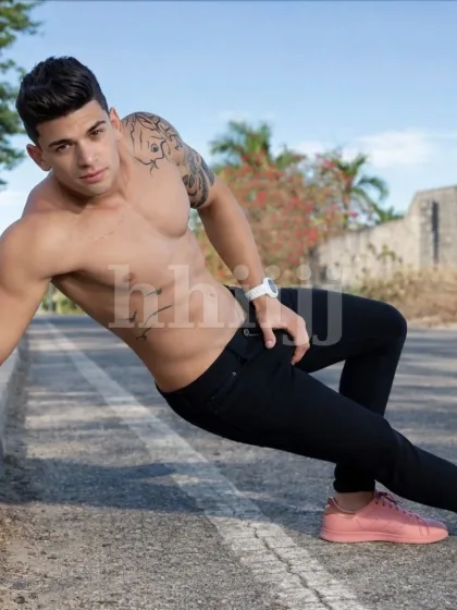 Zac, male escort in Hong Kong