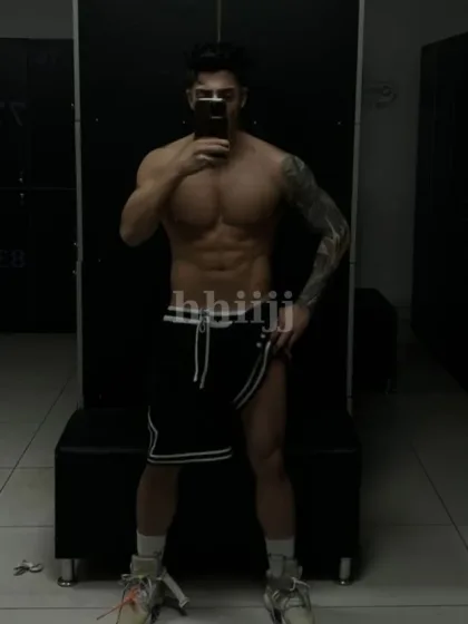 Zedy, male escort in Hong Kong