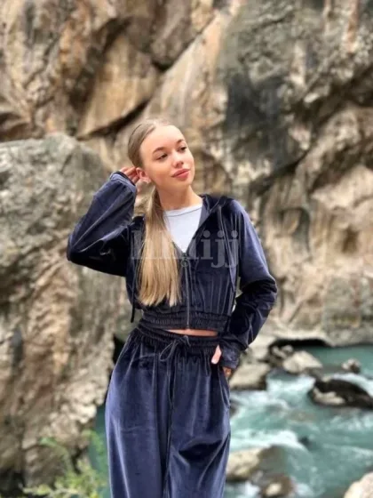 Danielle, female escort in Hong Kong