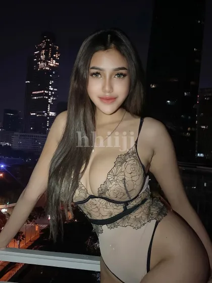 Ching Tung, female escort in Hong Kong