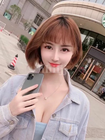 Alison, female escort in Hong Kong