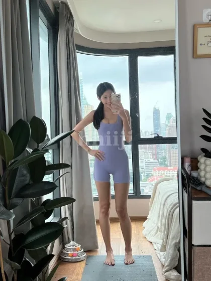Mei, female escort in Hong Kong