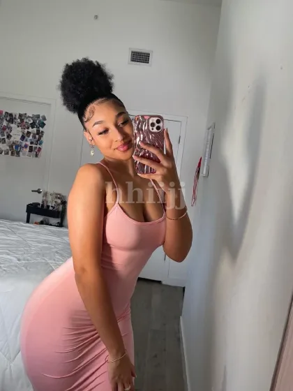 Sammi, female escort in Hong Kong